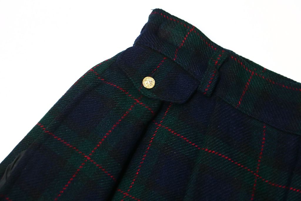 P19 Wool plaid shorts 260 d2.JPG