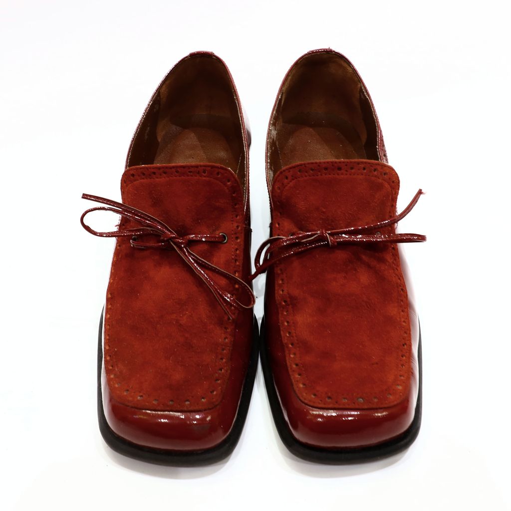 SH8 Red suede loafer 255 front.JPG