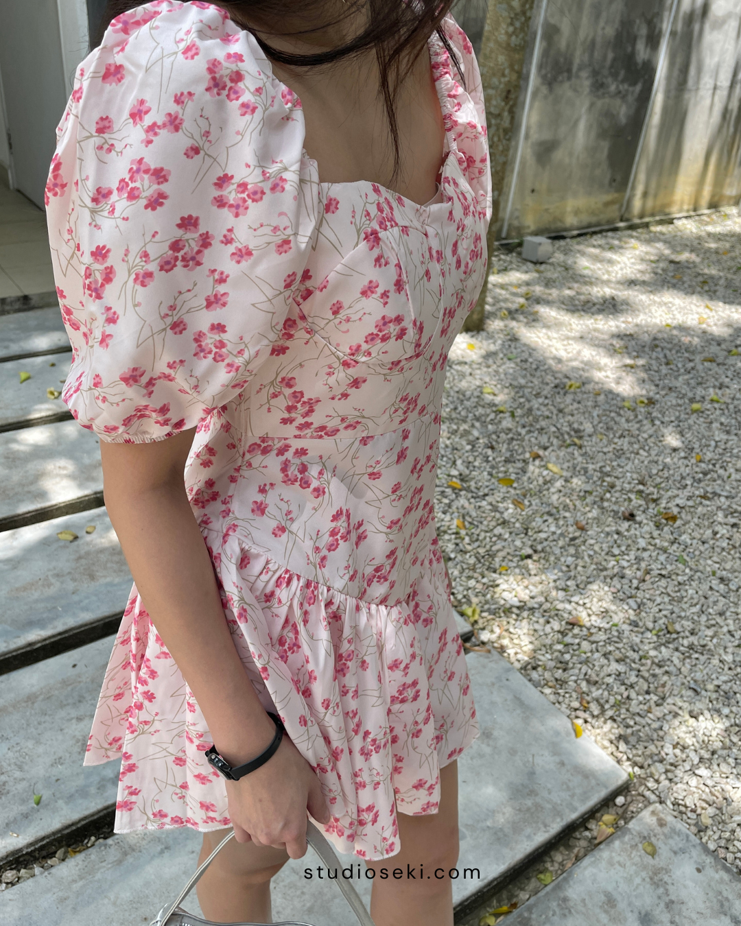 33