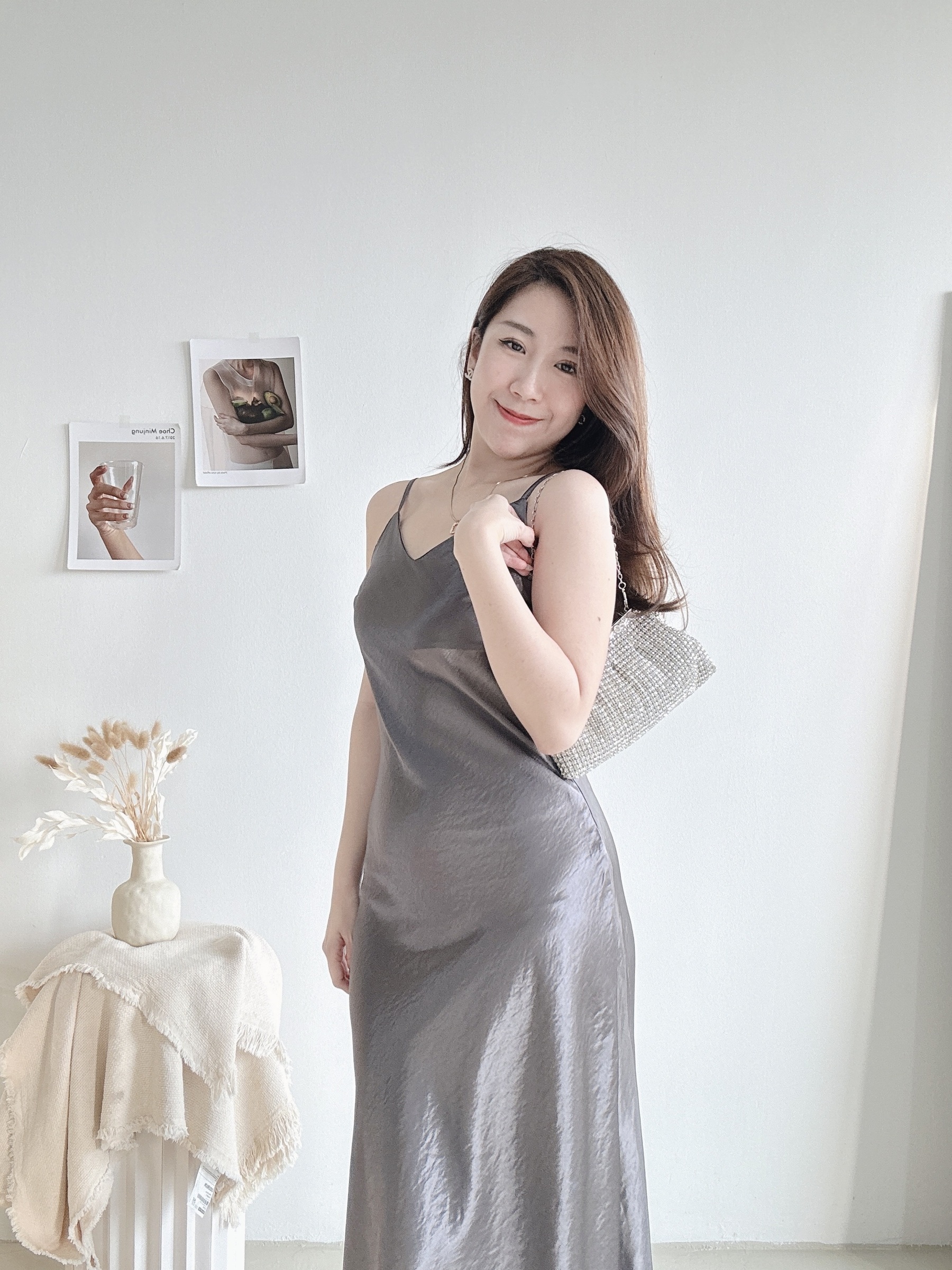 Queenie V Satin Dress (Dark Grey) IDEALSTYLE Queenie V Satin Dress (Dark Grey) IDEALSTYLE