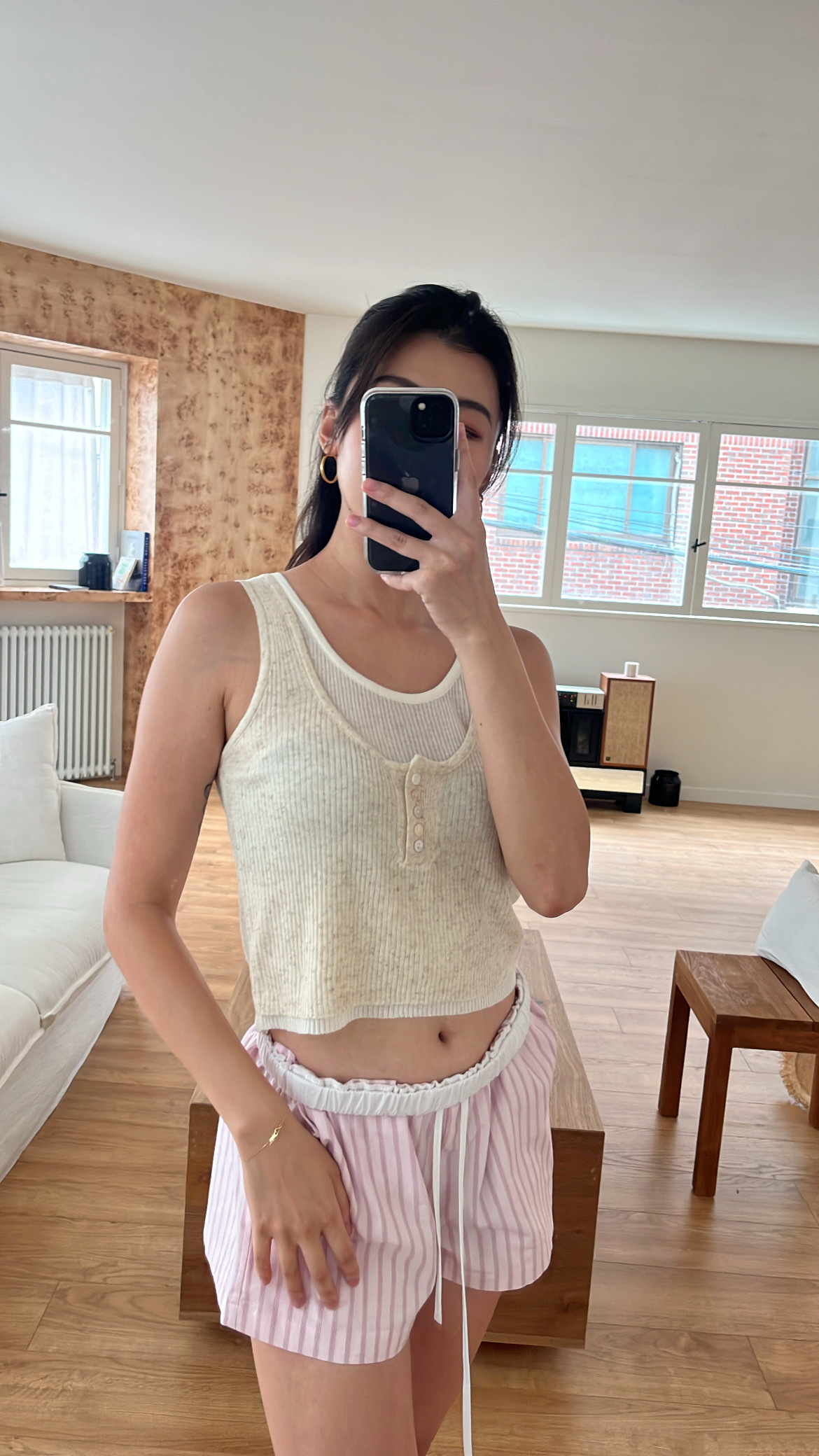 0E8A95D0-A215-43EC-8B0E-434BCB5FA9A5