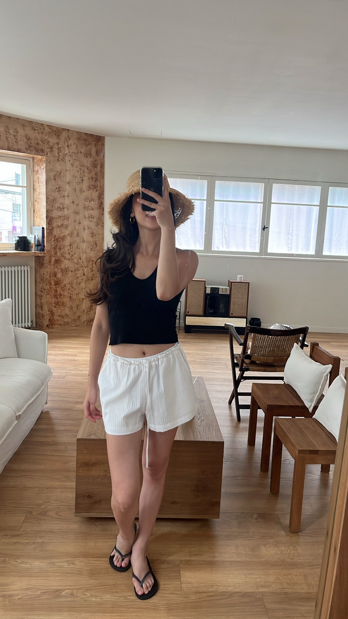 6EEA0518-C67E-437C-8893-588F1EE59462