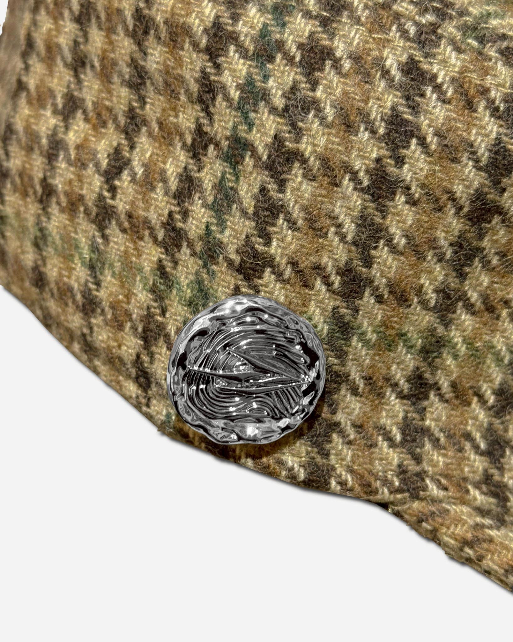 LINE_ALBUM_1122-千鳥格帽_251203_4-2