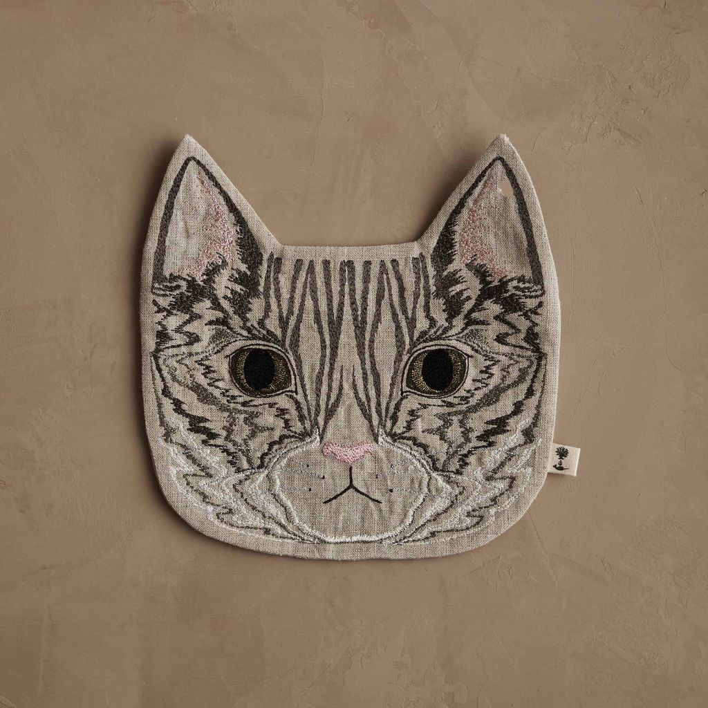Coral_and_Tusk_Pouch_Tabby_Cat_Primary