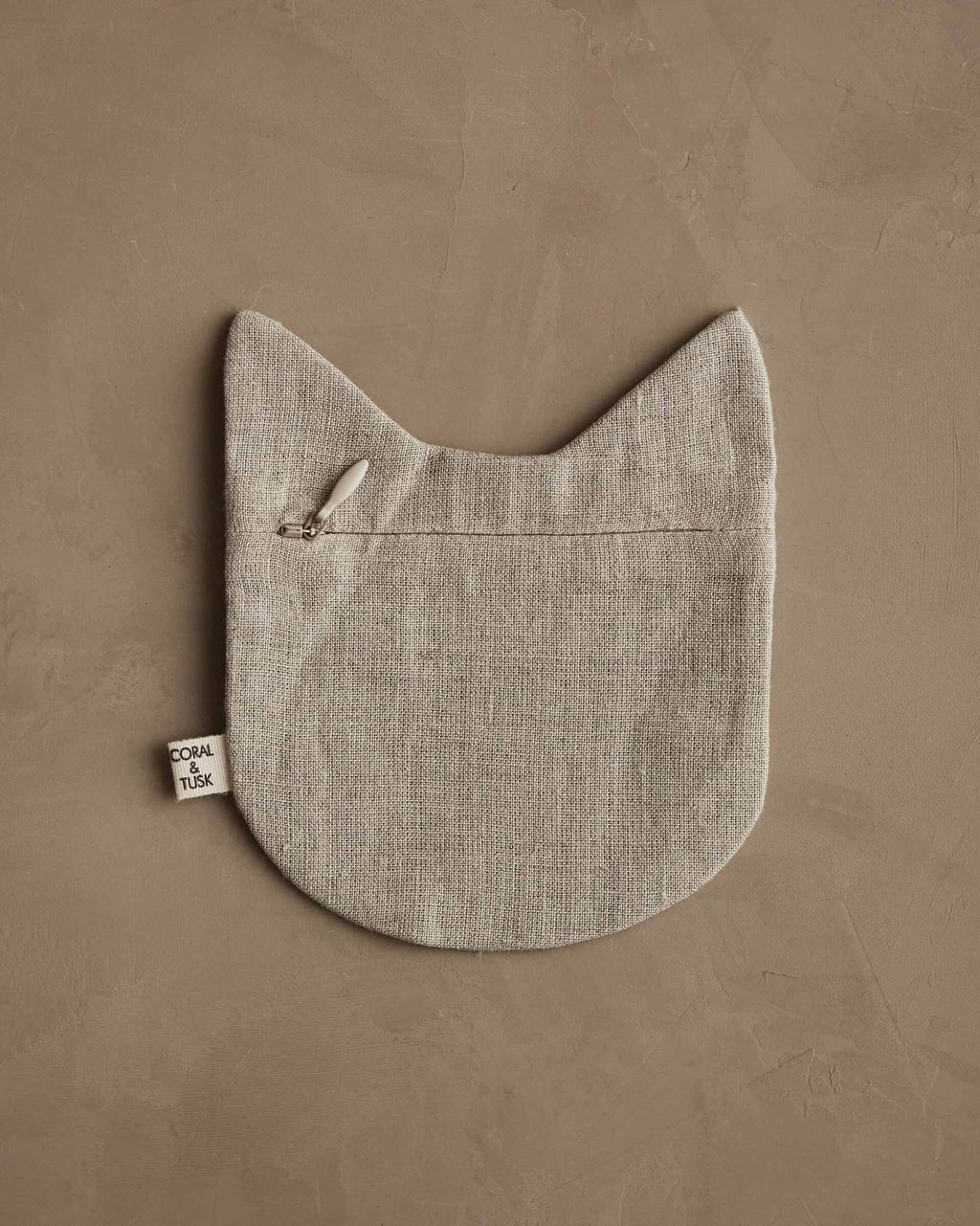 Coral_and_Tusk_Pouch_Black_Cat_Back