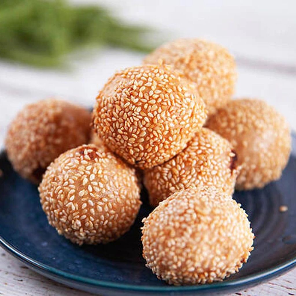 sticky sesame ball.jpg