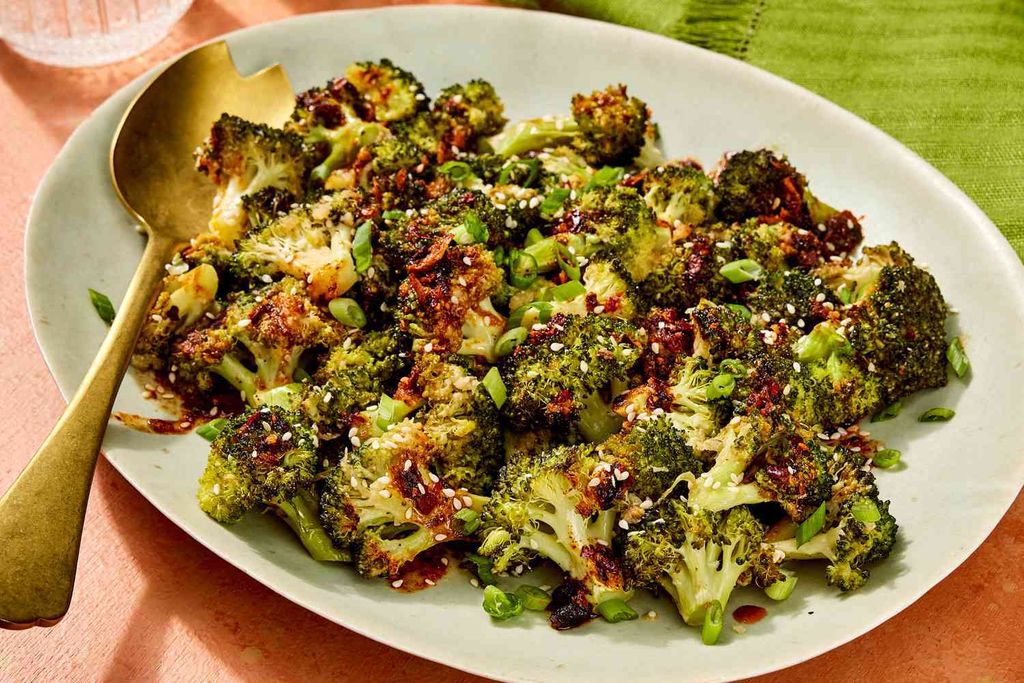 EWL-Melting-Broccoli-3x2-145_preview_maxWidth_4000_maxHeight_4000_ppi_300_quality_100-9227bb8a50ec40668c411cce08ab79bb