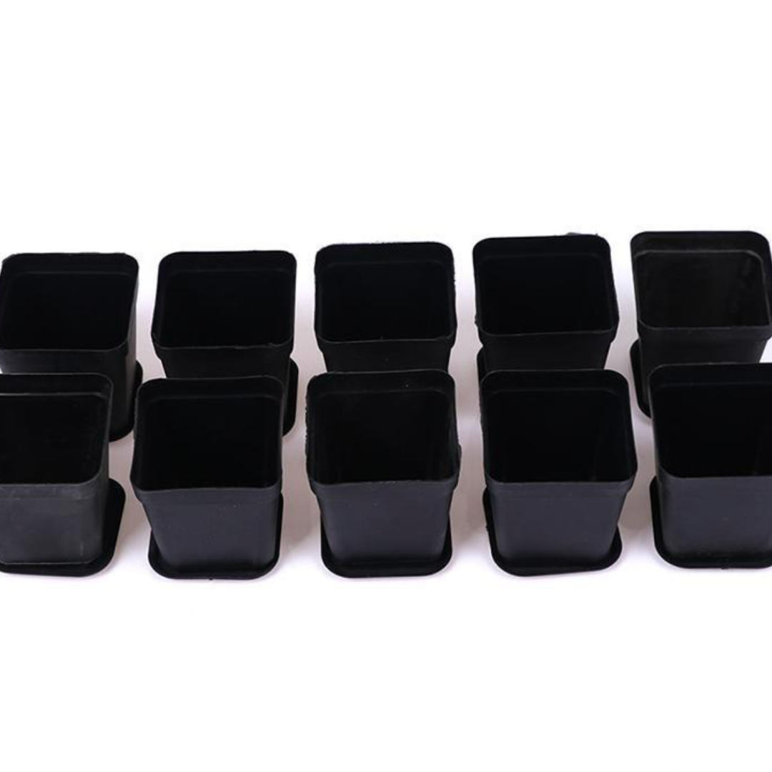02_10 in 1 _ Thick Black Square Plastic Plant Pot.png