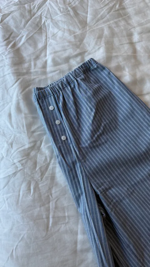 07023D04-4976-45FE-8954-A7A1FF30D454