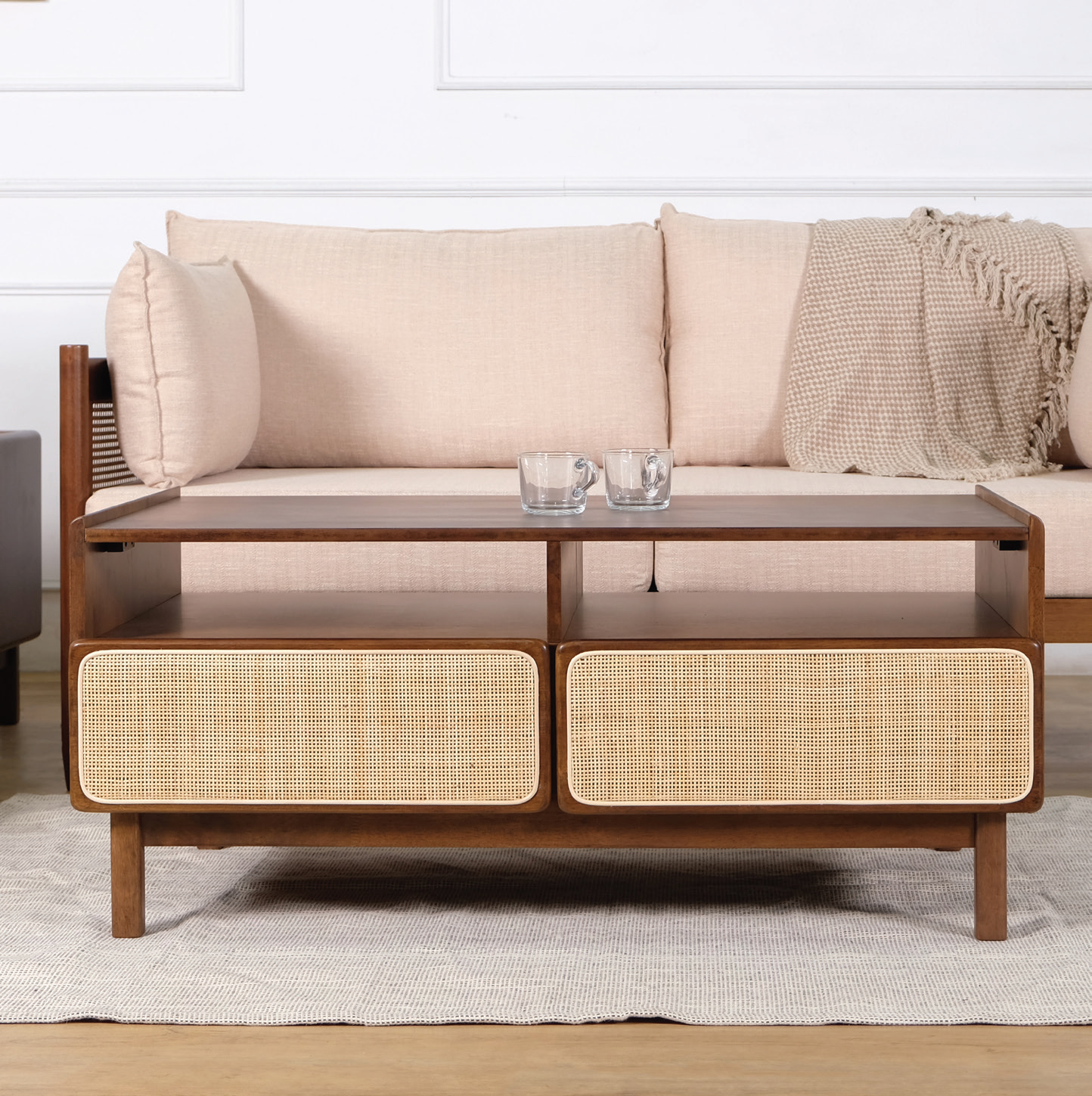 Komo Medium Brown Coffee Table (2)