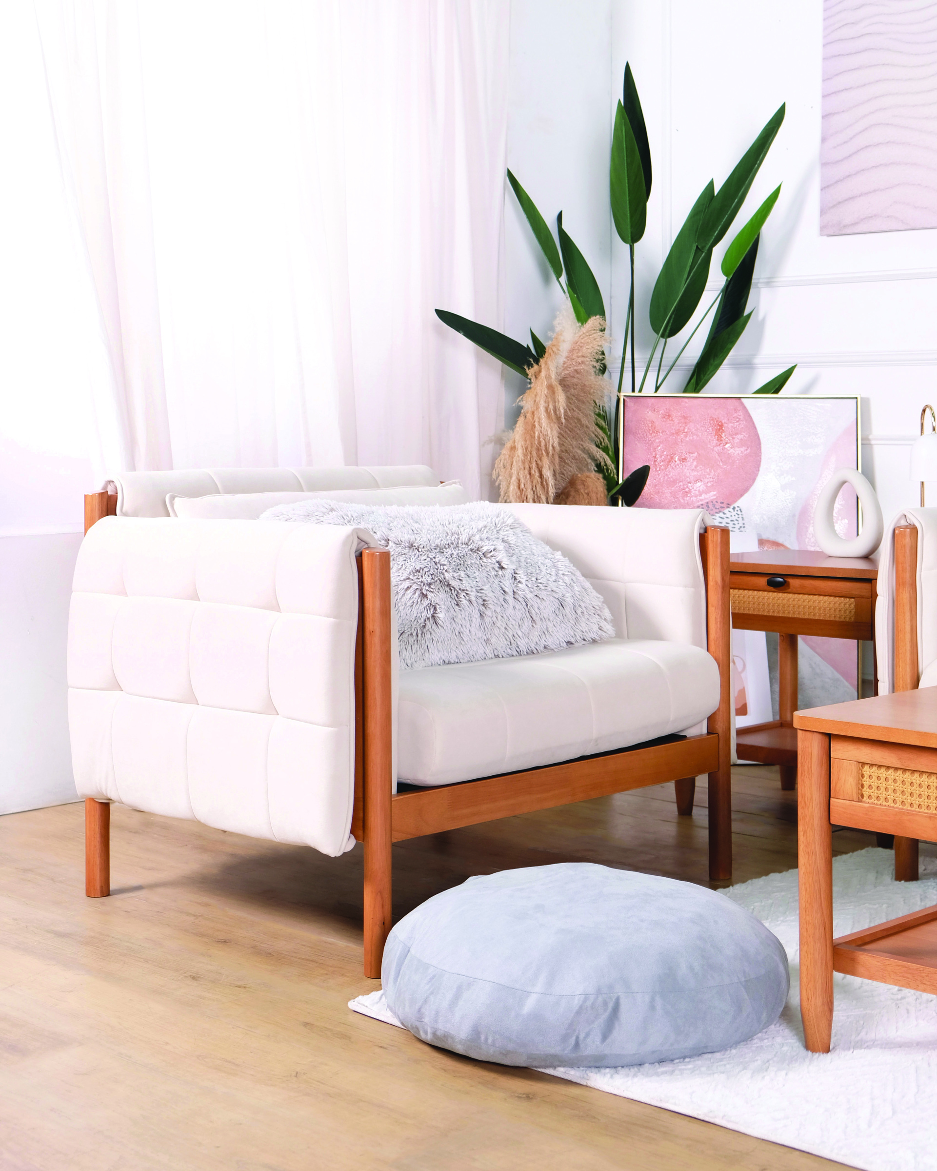 Mako Sofa Light Walnut (3)