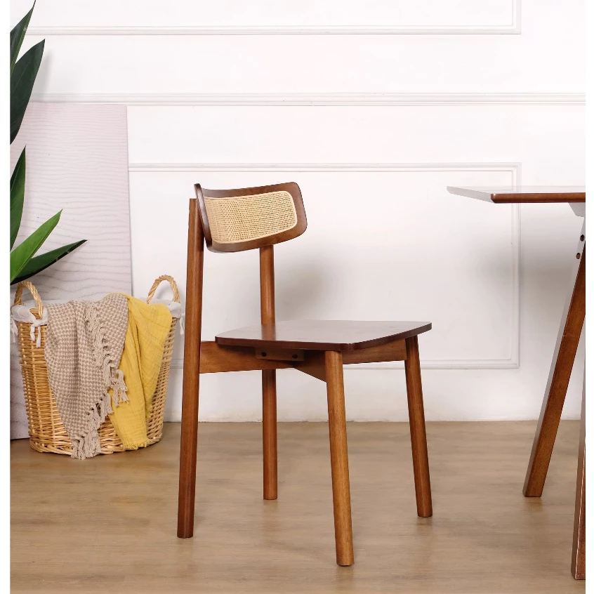 Amira Chair (1)