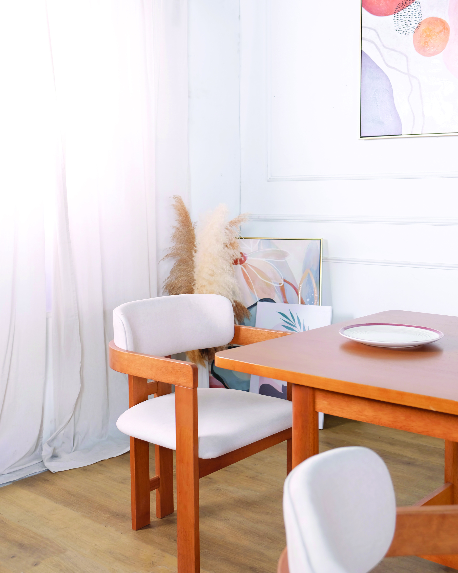 Winnie Table + Cody Chair_LilacFabric (Light Walnut) Set_4