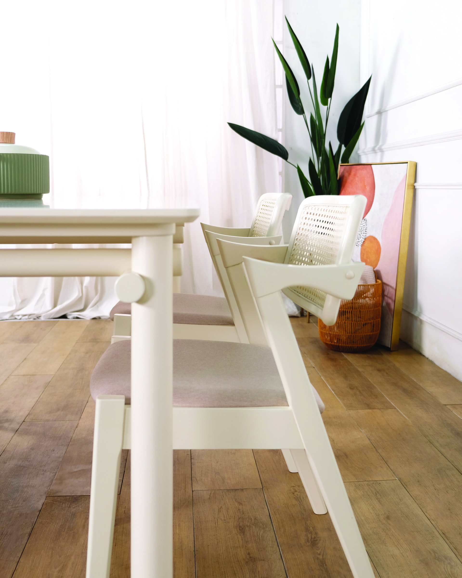 Mika Table + Gavin Chair (Cream White) Set_3