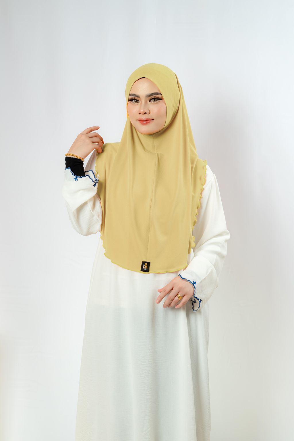 LIGHT YELLOW
