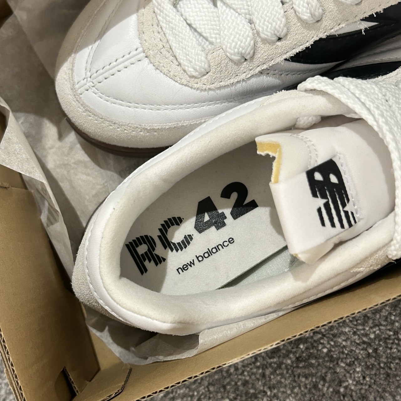 S__27443252_0