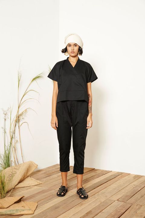 Mari_Kimono_Top_Black_1