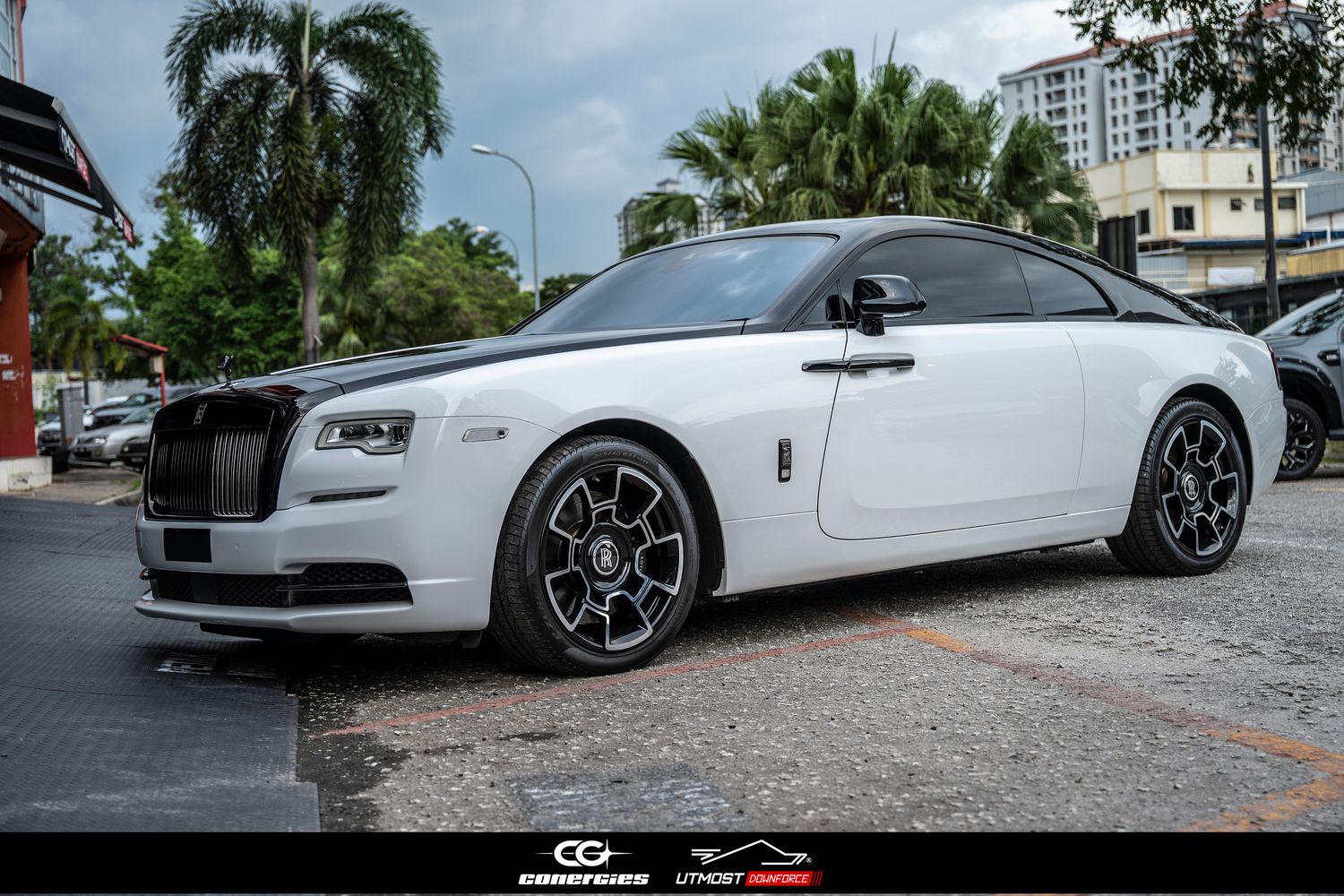 Utmost Downforce Garage | 