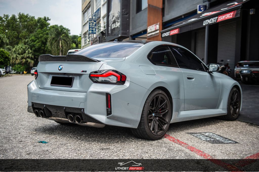 M Perfornance Spoiler Dry Carbon 2