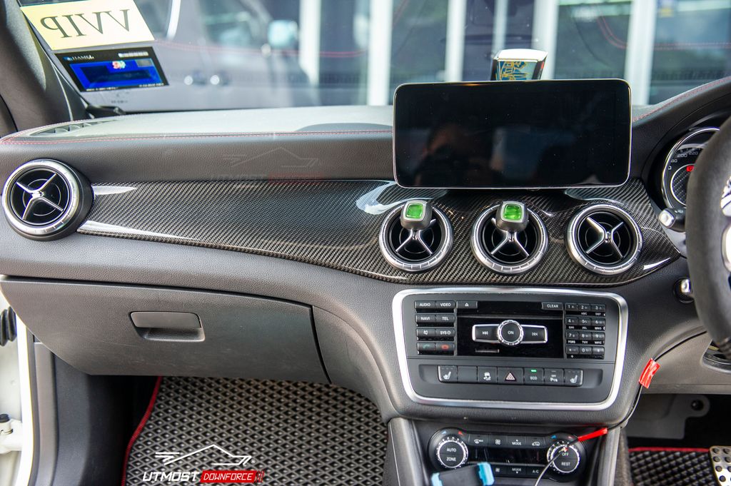 Mercedes Benz W176 A Class / C117 CLA / X156 GLA Interior Dash Panel –  Utmost Downforce Garage