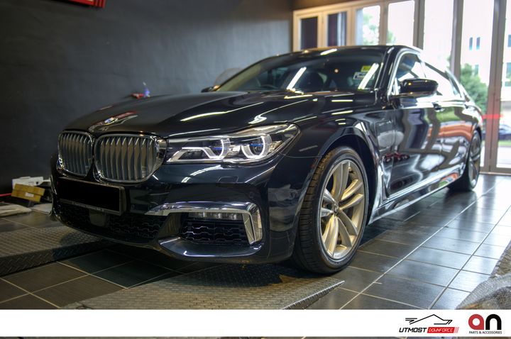 7 Series - 5 copy.jpg