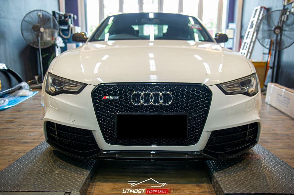 Audi A5 (B8.5) RS5 Front Bumper with Grille – Utmost Downforce Garage