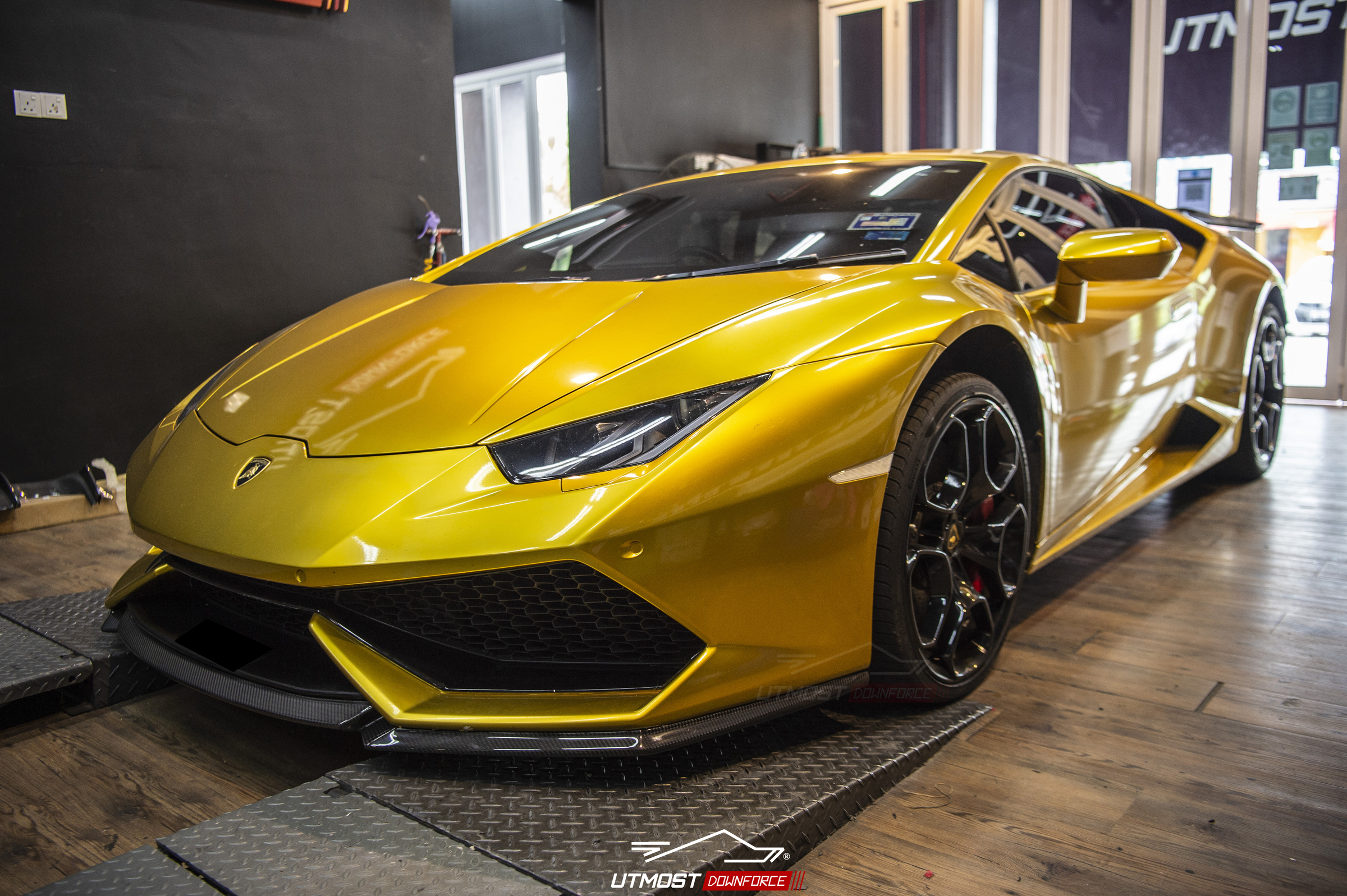 Lamborghini Huracan V Design Dry Carbon Front Lip – Utmost Lamborghini Huracan V Design Dry Carbon Front Lip – Utmost