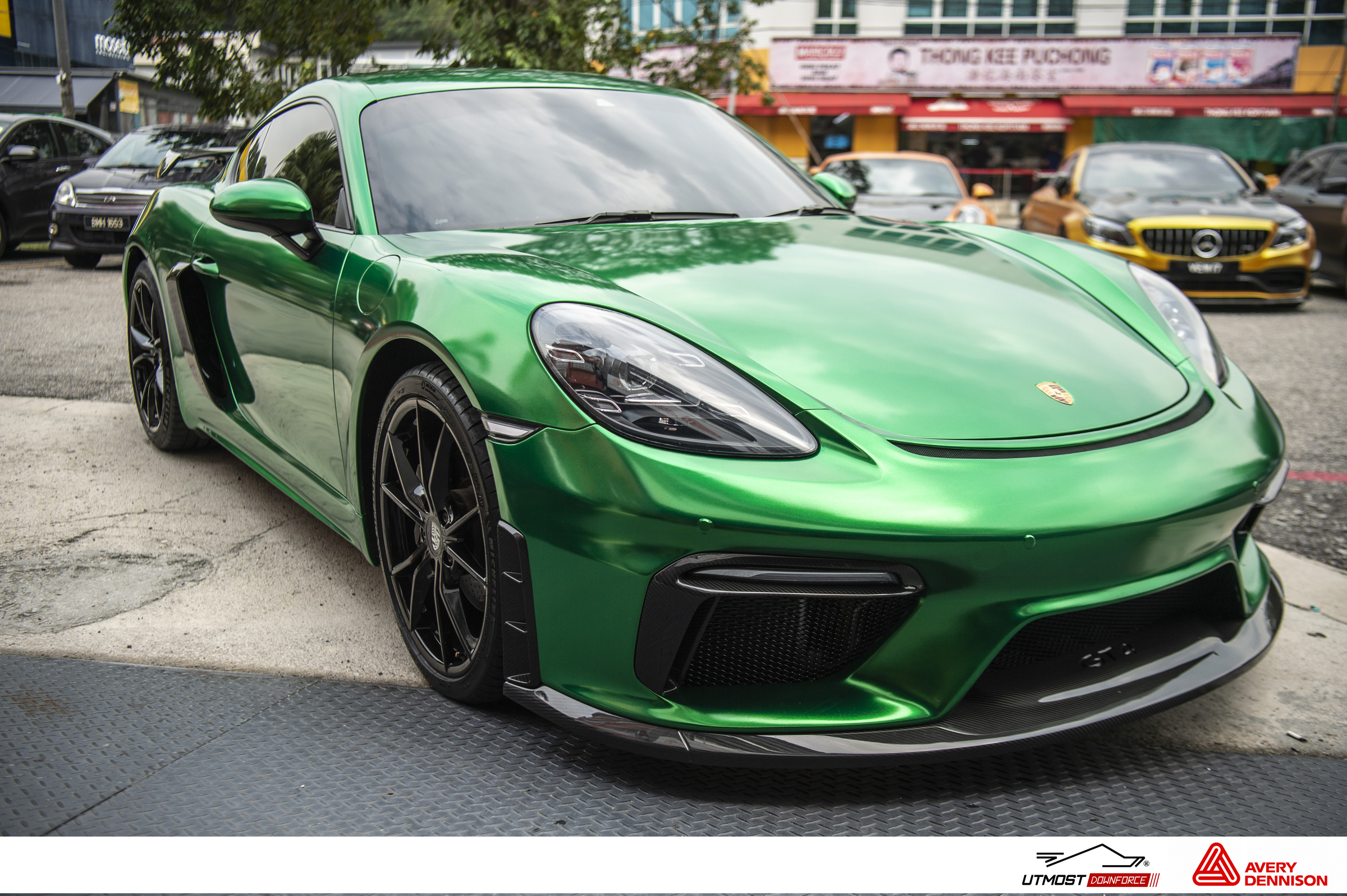 Gloss Metallic Radioactive