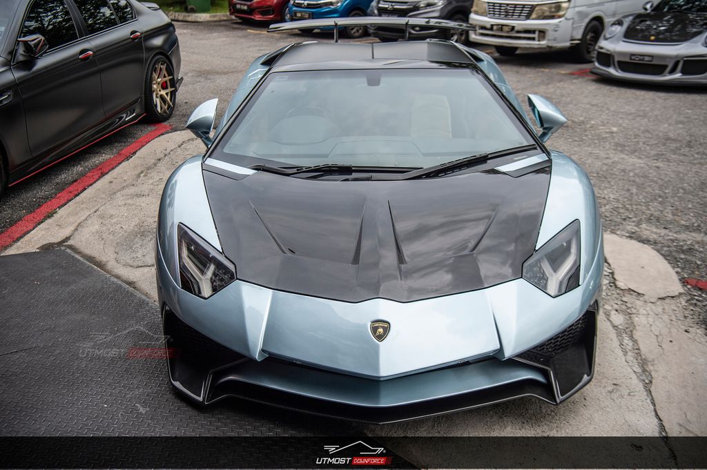 Lamborghini LP700 Aventador 1016 Industry Dry Carbon Hood – Utmost