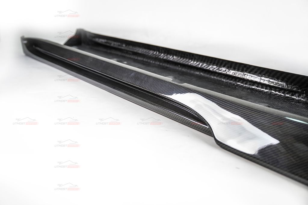 MACAN 2022-2024 CMST SIDE SKIRT DRY CF 2