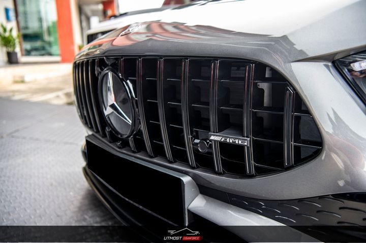 GT Black 4