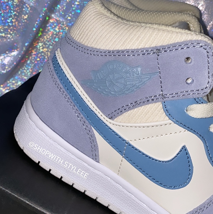 air jordan 1 mid se light blue white
