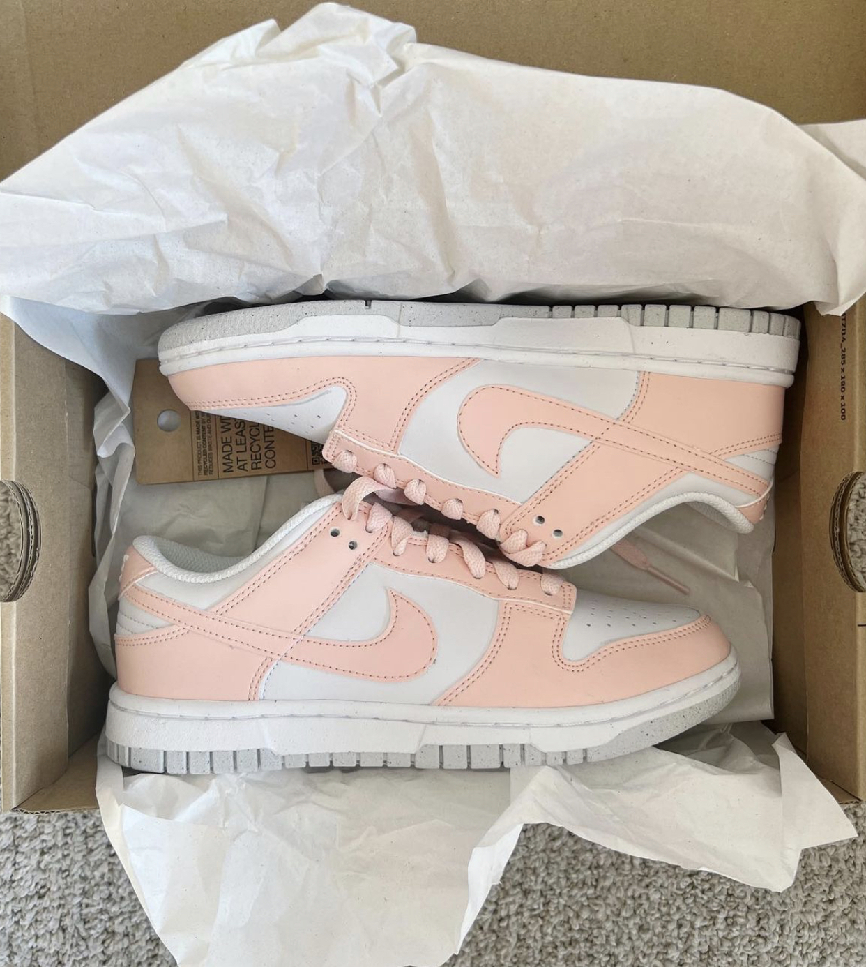nike dunk low pale coral