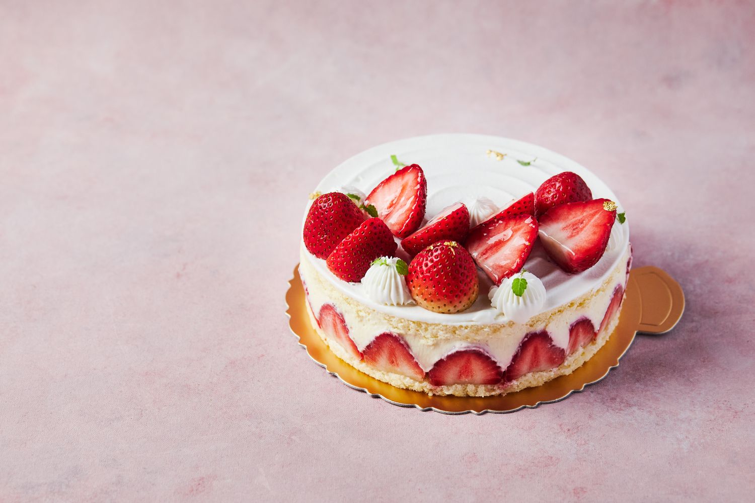 Heritage Bakery & Cafe | Strawberry Custard Cake