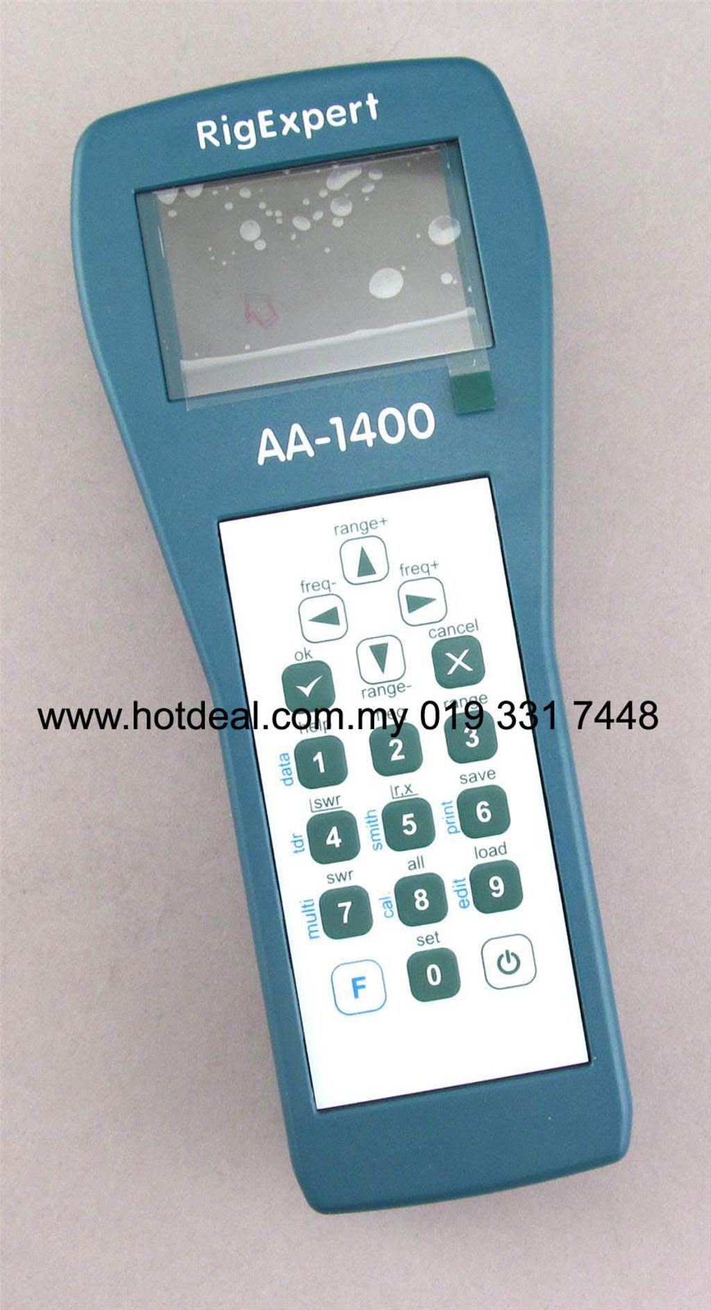 reu-aa-1400_it_xl copy.jpg