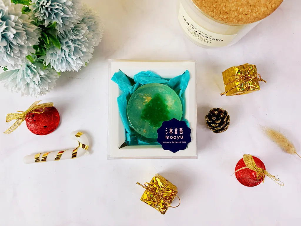 crystal christmas-pack.jpg