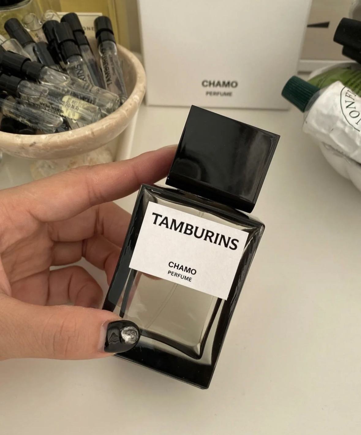タンバリンズ 香水 chamo - 香水