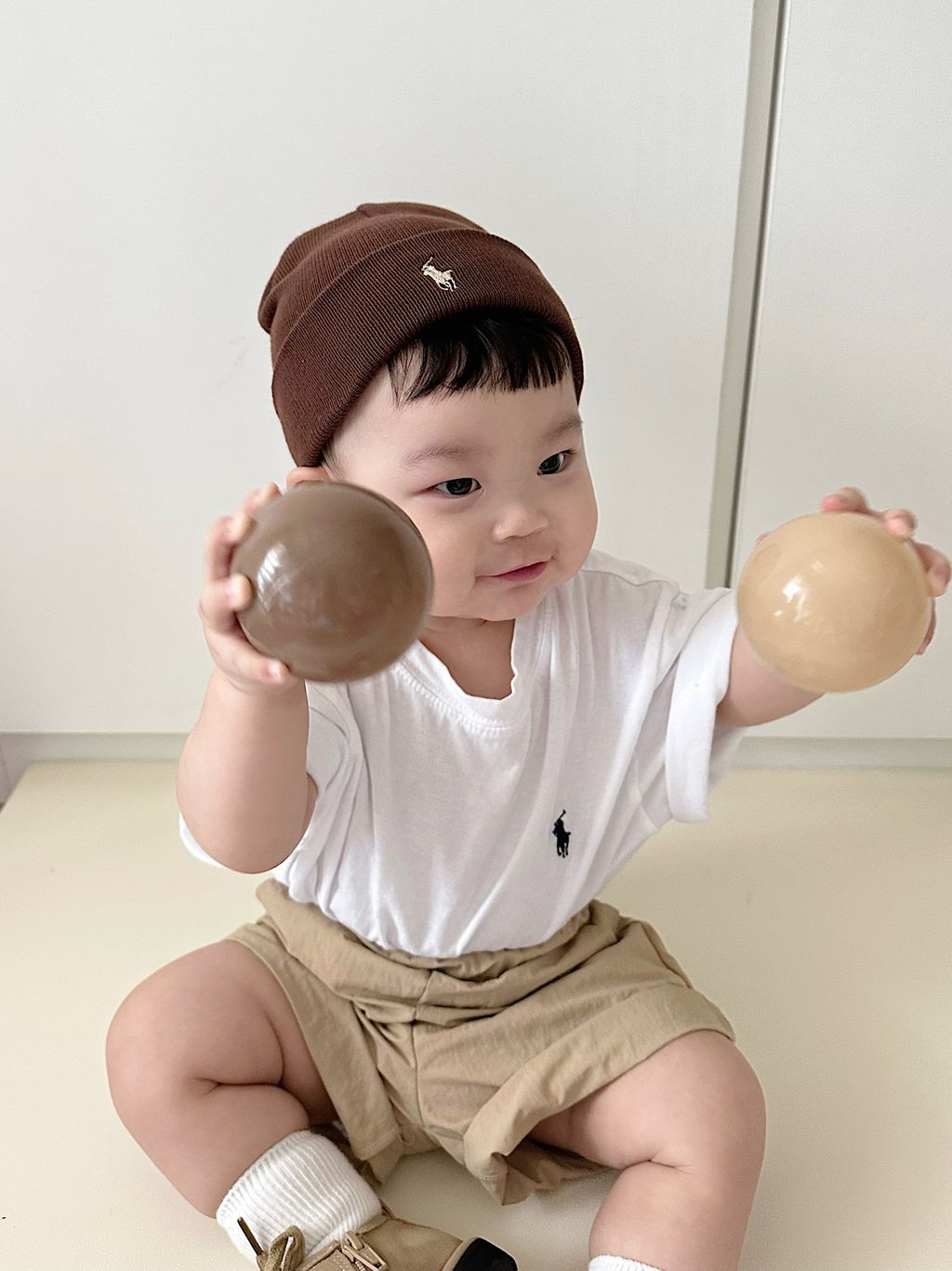 9DACA4AB-3484-4479-98C8-3D714ECF4367