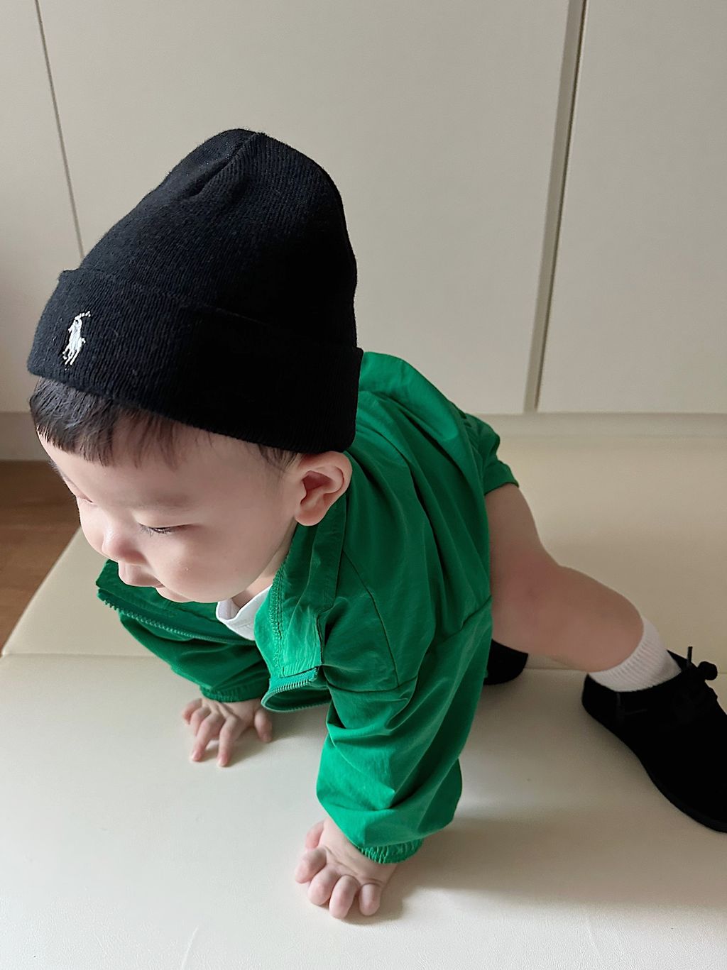 E3DA5F5F-6E19-4C56-9B96-0AF8FDD2288A