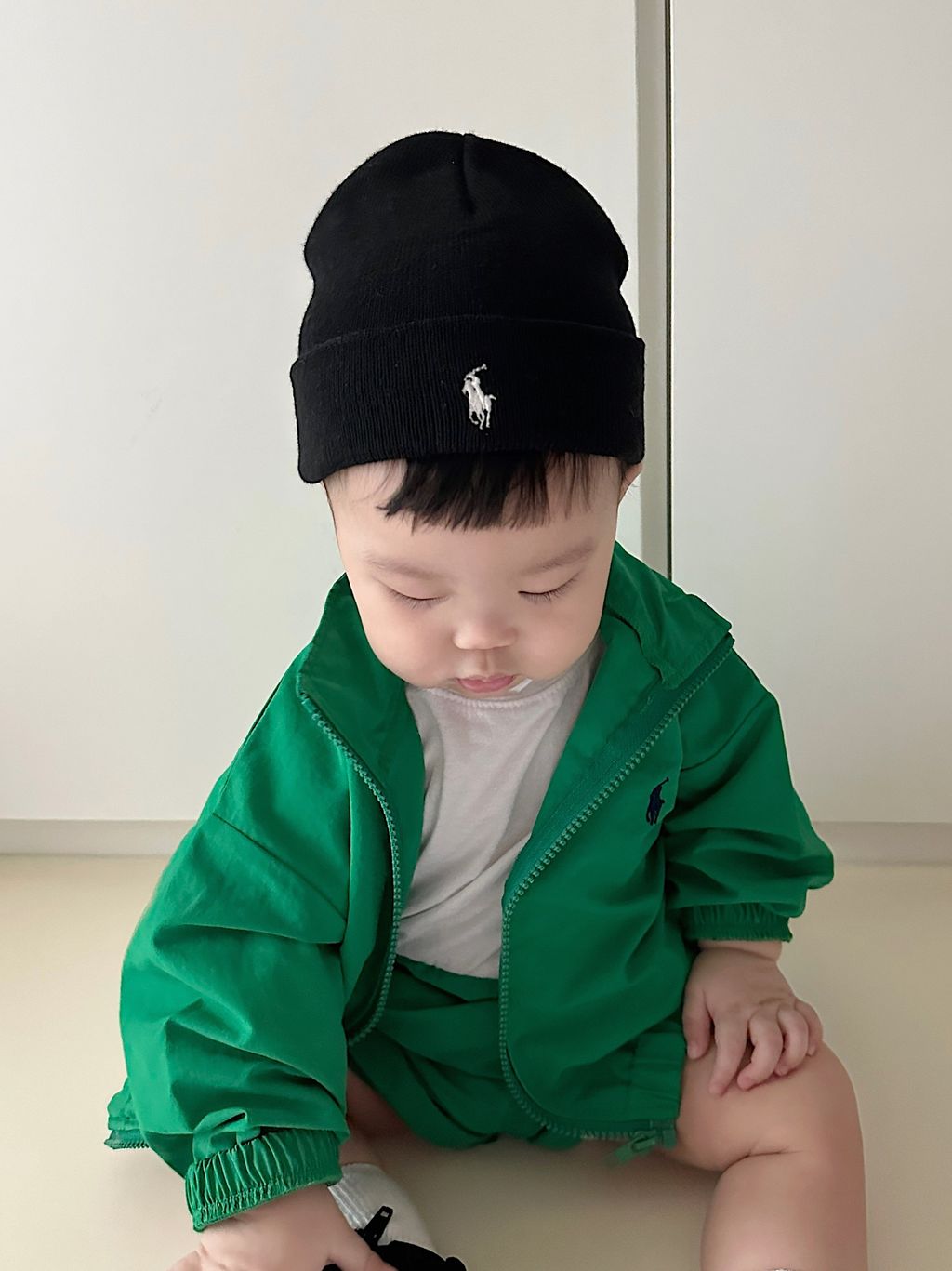 3514BBC6-DFF8-4FEE-BAFD-39C3DF36F80D