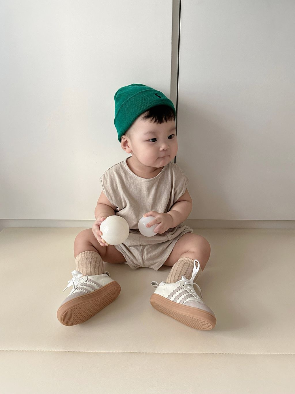 3C9E36F2-5EAB-4C34-B49A-8D0D2CB33609