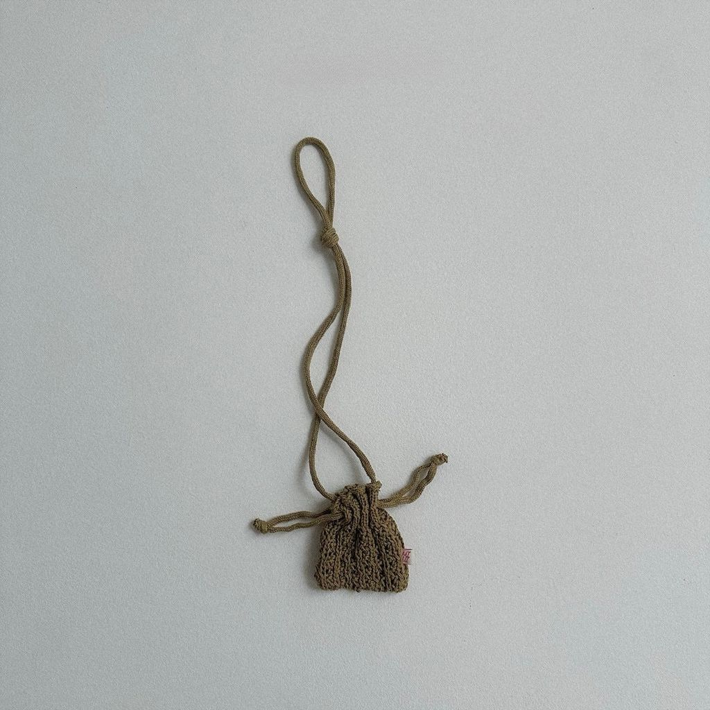 b1d970929fe007a722e39e1d9a37fd54