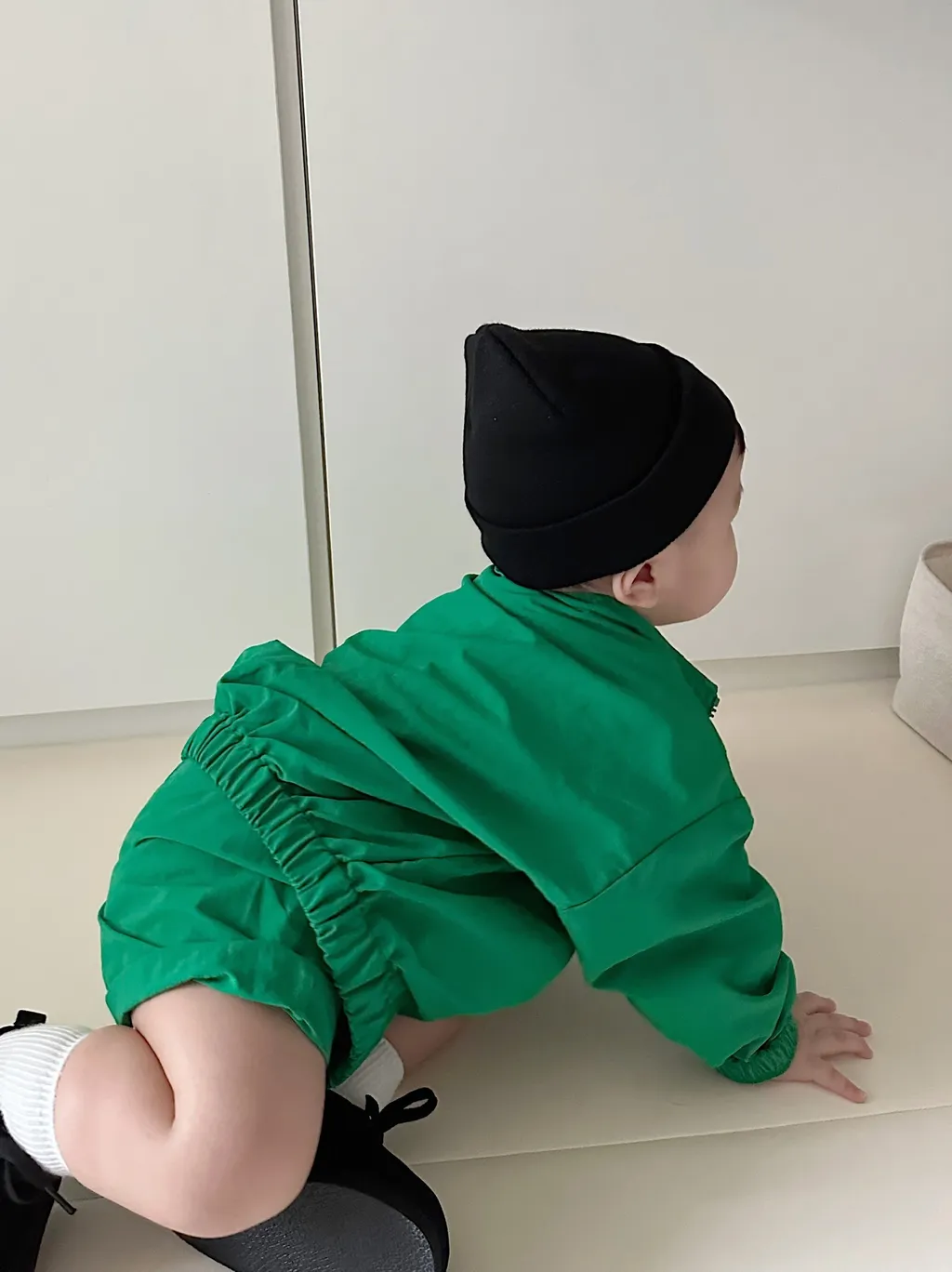 9052C6CE-BAE6-4EF3-84C3-A937E65977CC