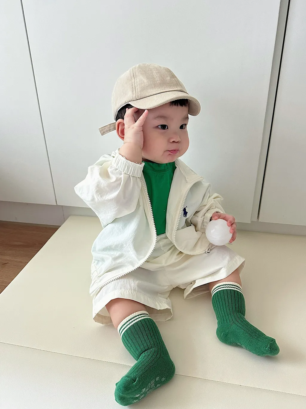 AADE222A-313A-4AD1-A14B-9F40709FFA60