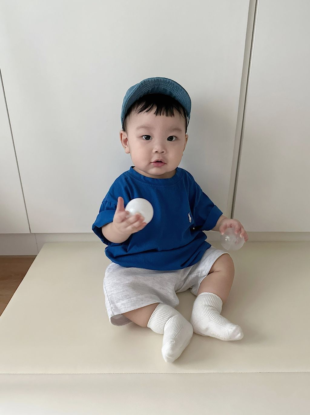 D5A1430F-5335-4F4D-A111-0ECDFAD838D0