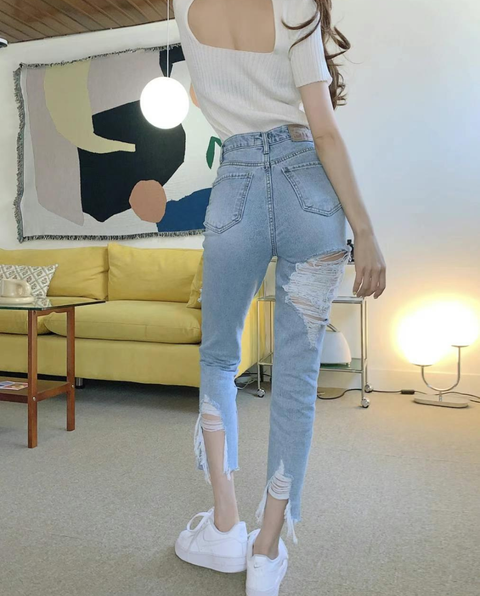 Ripped jeans