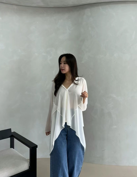BLOUSE