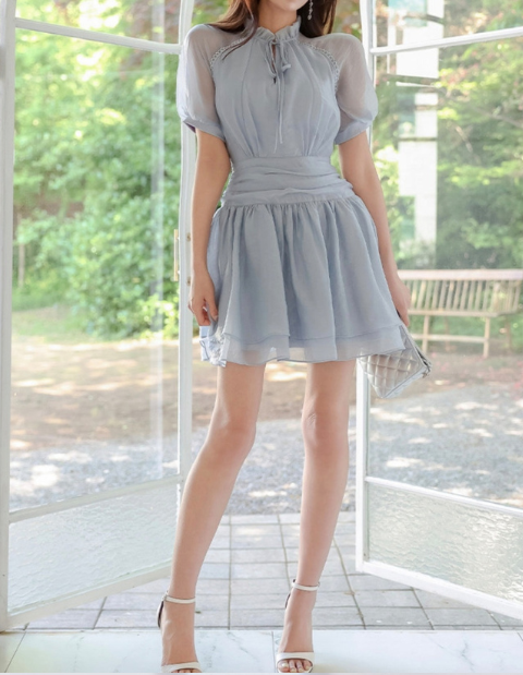 DRESS