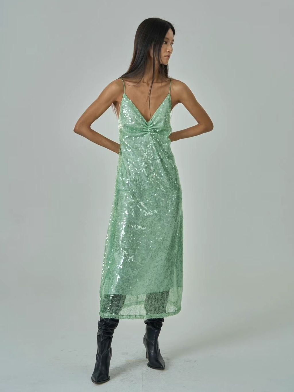 mmexport1699015712669