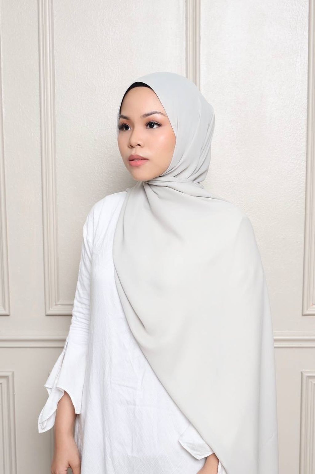 K basic in Pale Grey.JPG